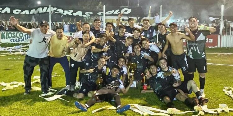Futbol Mayor: ADEA ganó el Clausura y jugará por ser Campeón de la Sur ante Almafuerte