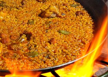 Anticipo de algunos de los platos que se ofrecerán en la Fiesta de las Colectividades