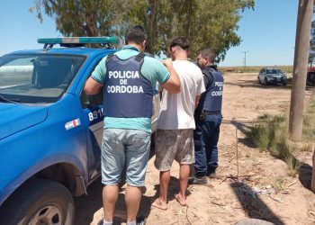 Detienen a joven por violencia familiar en campo cercano a San Bartolomé