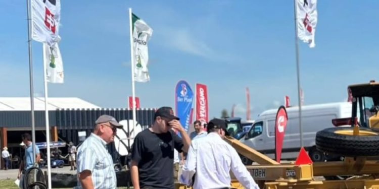 TBeH lanzó en Expoagro una financiación propia con cheques y está con la producción a pleno