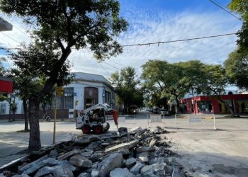 Comenzaron trabajos de reparación de paso de agua en el centro de la ciudad