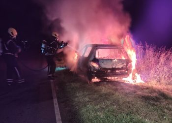 Otro auto se prendió fuego en Ruta 3, camino a San Bartolo