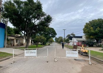 Municipalidad realiza bacheo en calle Maipú y corta el tránsito por dos días