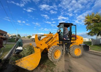 Municipalidad adquirió pala cargadora para recolección de residuos pesados