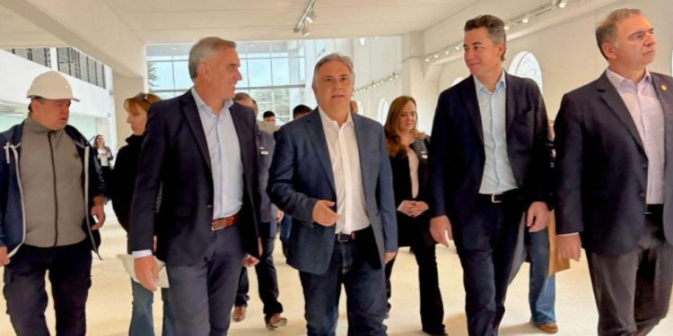 Todo lo que dejó la visita de Llaryora a Las Varillas
