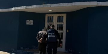 Alicia: detienen a hombre en allanamiento por amenazar a policías