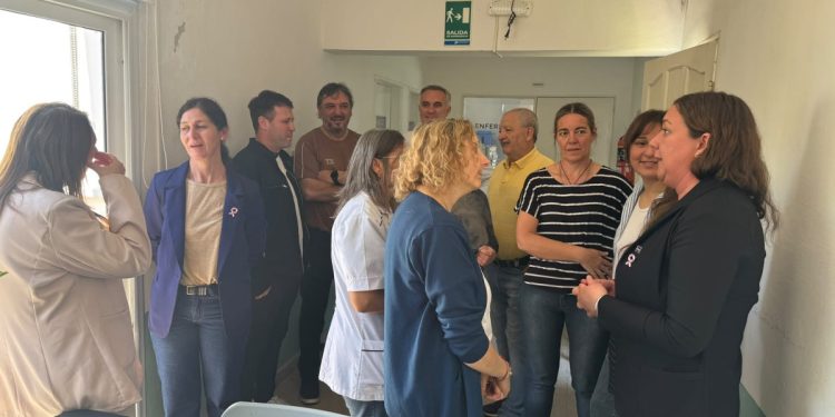 Presentaron el nuevo videolaringoscopio para el Hospital